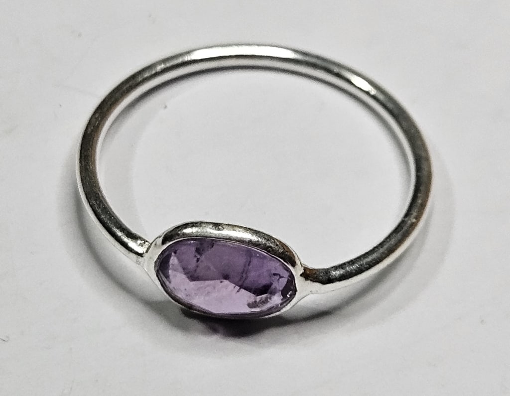 Sterling Silver Amethyst Ring: Item is the exact item in the image- Bidder is responsible for all value and grade dtermination - Please review all terms and conditions prior to placing any bids-