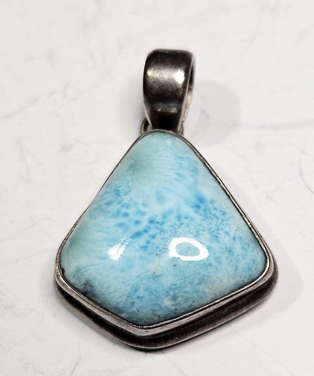 Sterling Silver Larimar Pendant: Item is the exact item in the image- Bidder is responsible for all value and grade dtermination - Please review all terms and conditions prior to placing any bids-