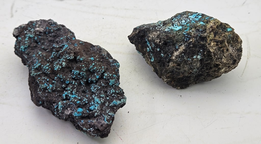 103.1 gram Natural Chrysocolla Sepcimens: Item is the exact item in the image- Bidder is responsible for all value and grade dtermination - Please review all terms and conditions prior to placing any bids-
