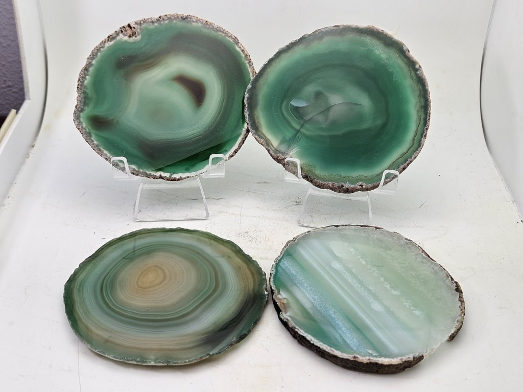 (4) Natural Agate Slabs Coaster Set: Item is the exact item in the image- Bidder is responsible for all value and grade dtermination - Please review all terms and conditions prior to placing any bids-