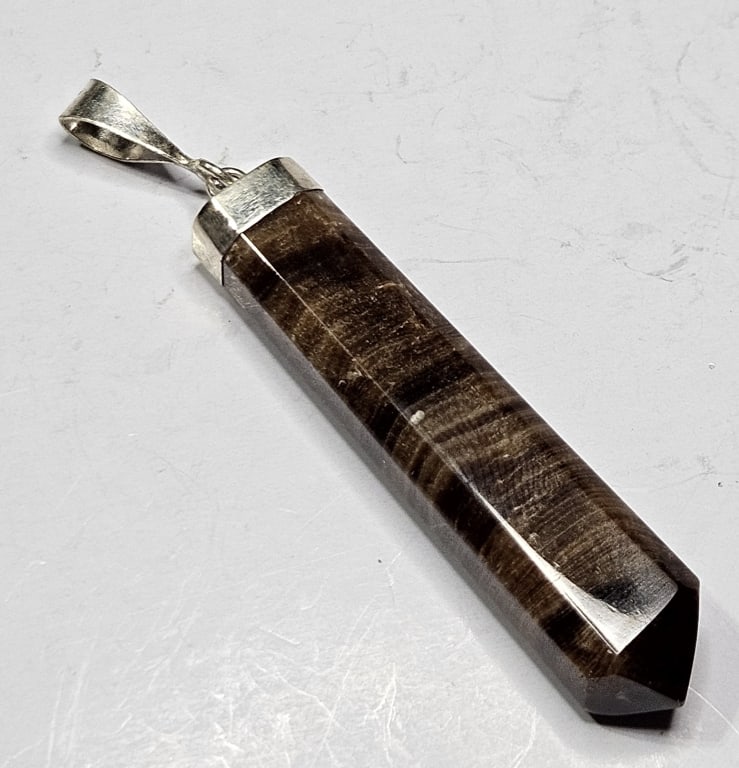 Chocolate Opal Pendant Point in Sterling: Item is the exact item in image - Bidder is responsible for all value and grade determination - Please review all terms prior to placing any bids- Any bid is an agreement to all terms and conditions -