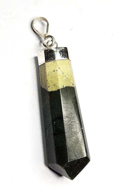 Burmese Jade Pendant Point in Silver: Item is the exact item in image - Bidder is responsible for all value and grade determination - Please review all terms prior to placing any bids- Any bid is an agreement to all terms and