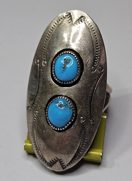 Styerling Silver Turquoise Navajo Style Ring: Item is the exact item in image - Bidder is responsible for all value and grade determination - Please review all terms prior to placing any bids- Any bid is an agreement to all terms and conditions -