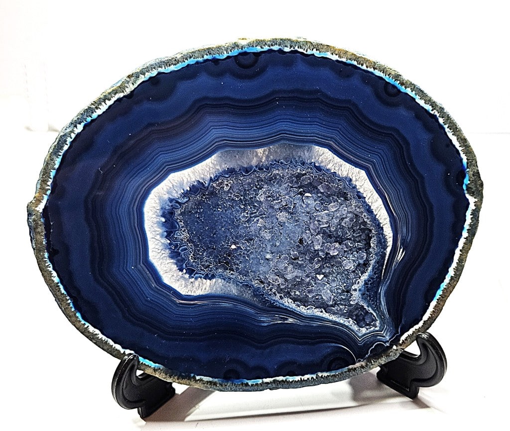 Blue Dyed Agate Slab: Items are the exact items in the image - Please refer to the terms and conditions prior to placing any bids- Any bid is an agreement to pay and terms apply -