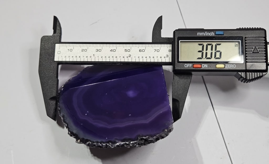 Banded Dyed Agate Stand Up - 3