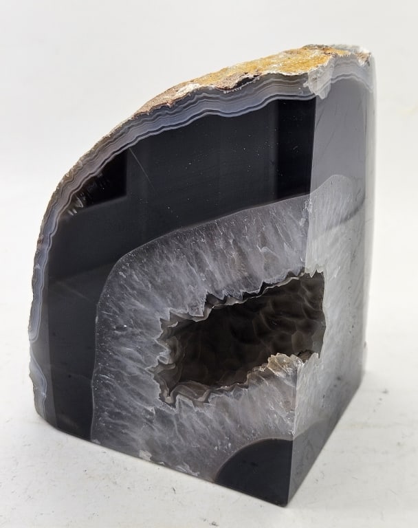 Fine Banded Agate Geode Decor Specimen: Item is the exact item in the image- Bidder is responsible for all value and grade determination- Please review all terms and conditions prior to placing any bids-