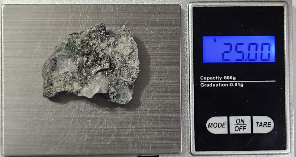 25 gram Natural Rough Emerald Specimen - 4