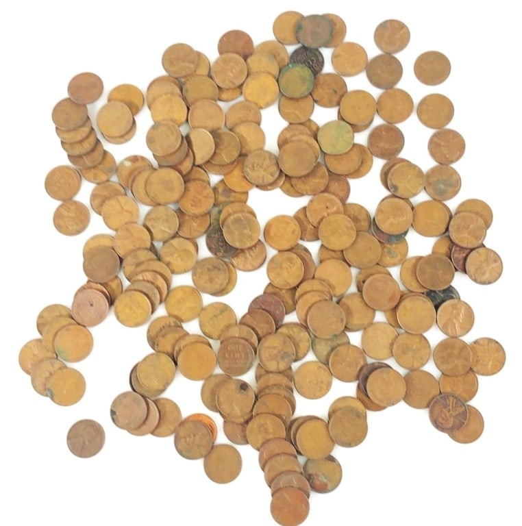 (275) Random Date/Grade Wheat Cents: Items are as shown in the image and described in the title - Please note tht we have more than one of these items and the exact item in the image may not be the item you recieve. Winning