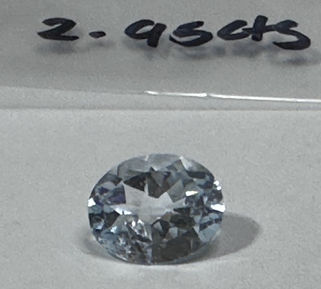 2.95 ct. Natural AAA Grade Aquamarine Gemstone: Fabulous AAA grade gemstone parcel as shown in the image - Please review all terms and conditions prior to placing any bids- All sales final -