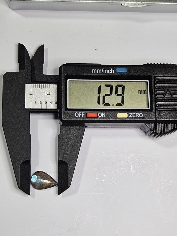 2.85 ct. Natural Flash Pear Shape Labradorite - 4