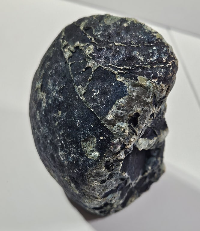 Blue Dyed Agate Stand Up w/ Geode Middle - 4