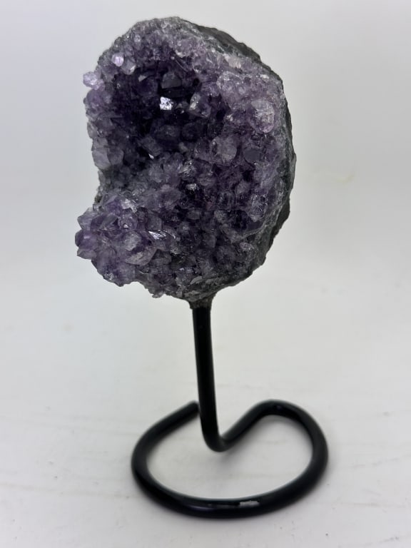 Stunning Amethyst Crystal Cluster on Stand: Item is the exact item in the image - Bidder is responsible for all value and grade determination. Please review all terms and conditions prior to placing any bids-