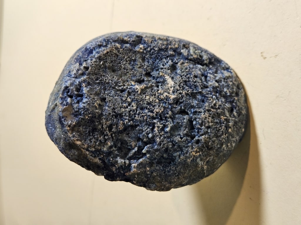 Blue Dyed Agate Stand Up End - Specimen - 3