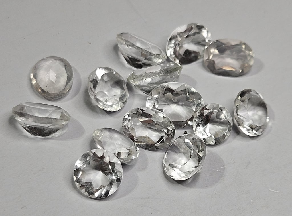 27.10 tcw. Natural White Topaz Gem Parcel (1 of 2)
