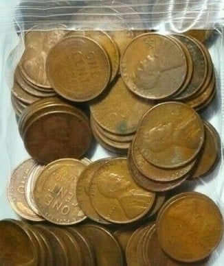 (1) Bag of 100 Lincoln Wheat Cents Unsearched: An unsearched bag counted from large hoard into parcels of 100 pcs.