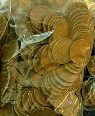 100 pcs. Lincoln Wheat Cents Unsearched: An unsearched bag counted from large hoard into parcels of 100 pcs.