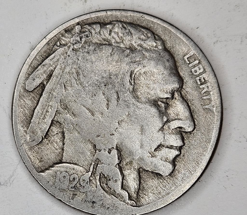 1929 Buffalo Nickel: Item is the exact item in the image- Bidder is responsible for all value and grade determination- Please review the entire terms and conditions prior to placing any bids