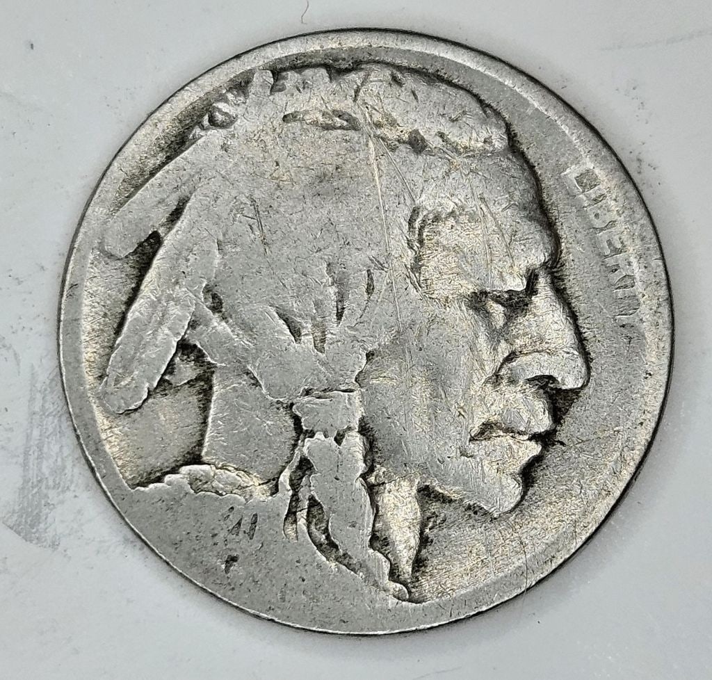 1920 Buffalo Nickel: Item is the exact item in the image- Bidder is responsible for all value and grade determination- Please review the entire terms and conditions prior to placing any bids