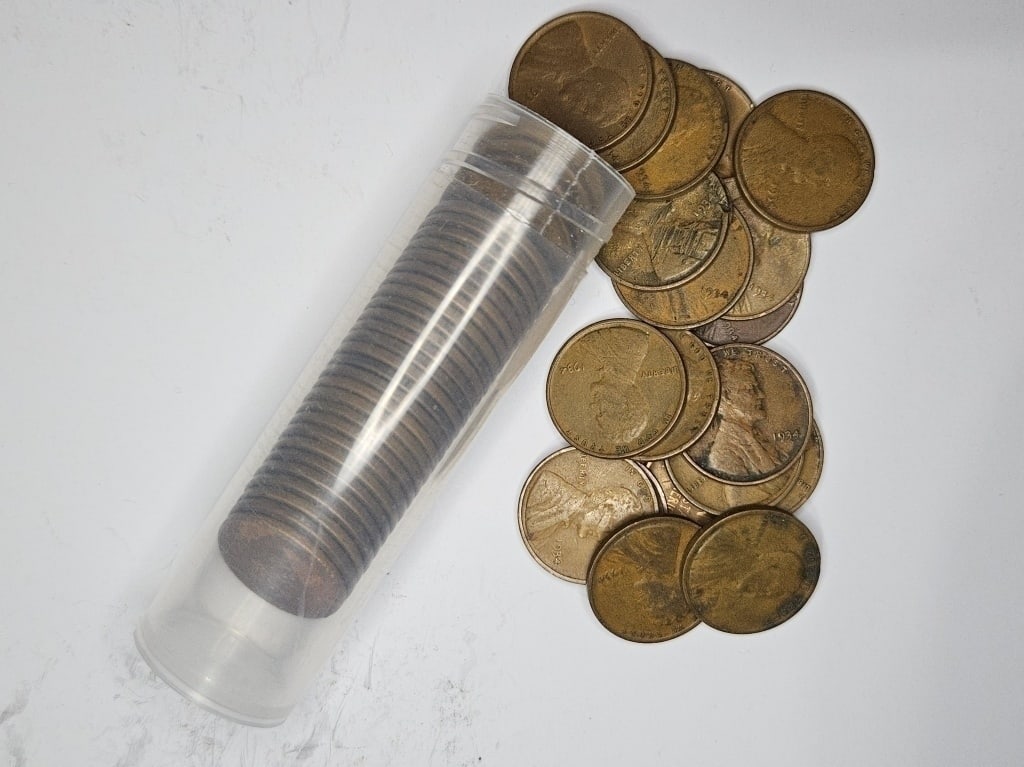 1934 P Dealer Roll of Lincoln Wheat Cents: Item is the exact item in the image - Bidder is responsible for all value and grade determination - Please review all terms prior to placing any bids - All sales 