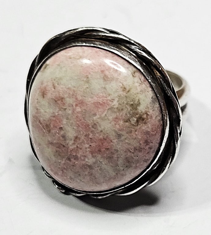 Sterling Silver Rhodochrosite RIng: Item is the exact item in the image- Bidder is responsible for all value and grade dtermination - Please review all terms and conditions prior to placing any bids-