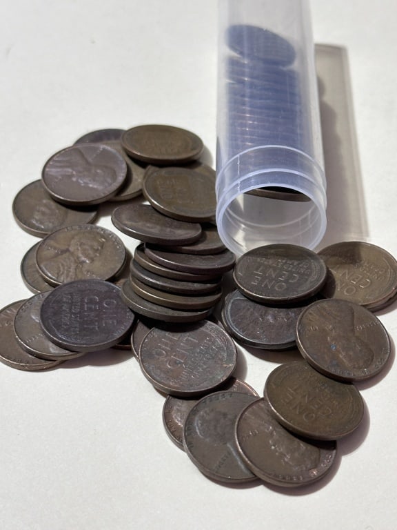 Roll of 50 pcs Lincoln Wheat Cents in Tube -: Winning bidder will receive one roll of Lincoln Wheat Cents Various dates and mint marks -