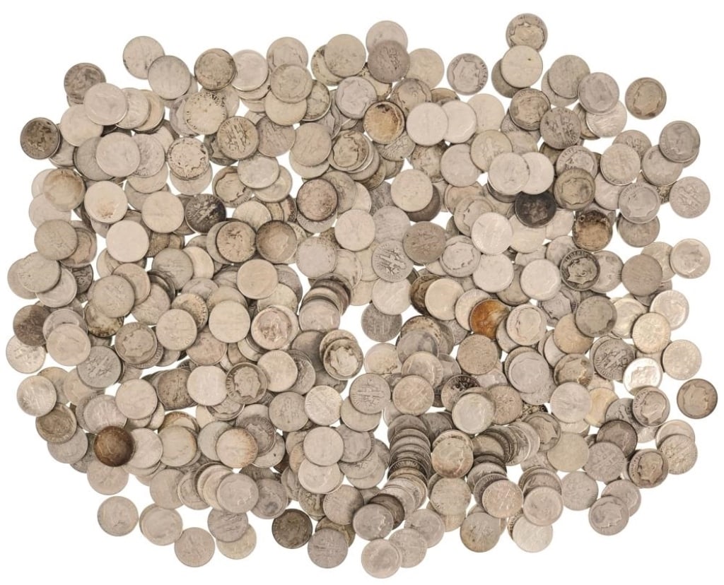 (500) Roosevelt 90% Silver Random Date Dimes: Item is as shown in the image - Due to the fact that we have more than one of these items, winning bidder may not receive the exct item in the image- Winning bidder will receive exact date and grade a