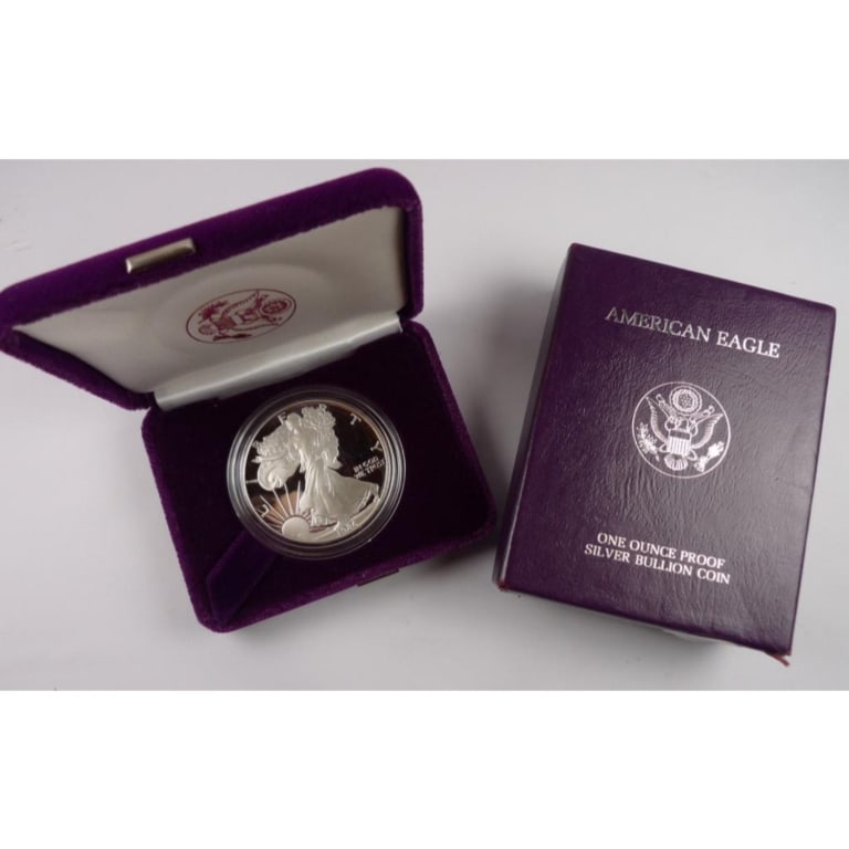 1986 US Silver Eagle Proof in OMP: Item is as shown in the image - Due to the fact that we have more than one of these items - Winning bidder may not receive the exact item(s) in the image - Item recieved will have all