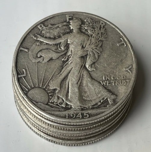 (5) Random Mixed Dates Walking Liberty Halves: A group of FIVE Random date and grade Walking Liberty half Dollars - 90% Silver Lot