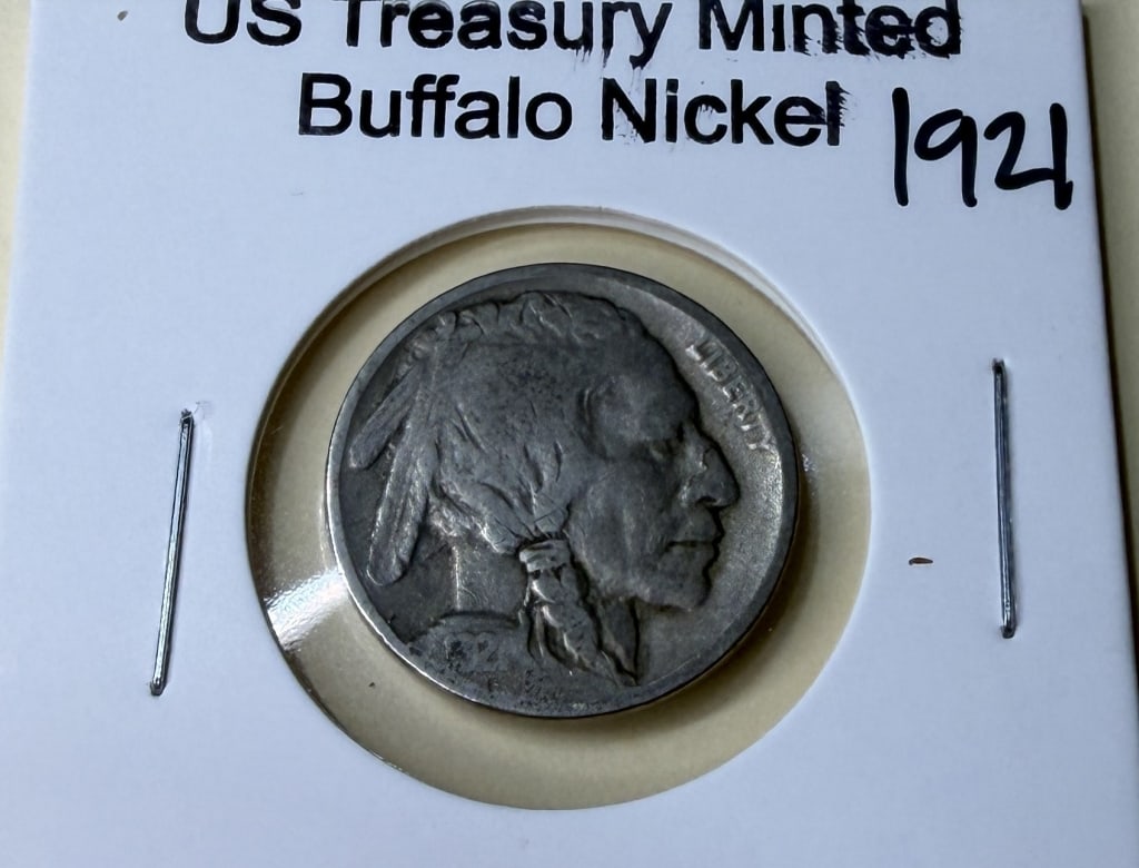 1921 P Buffalo Nickel: Item is the item in the image - Bidder is repsonible for all value and grade determination - Please review all terms prior to placing any bids-