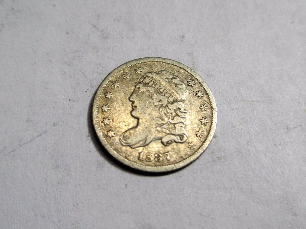 1837 Capped Bust Nickel Half Dime (1 of 2)
