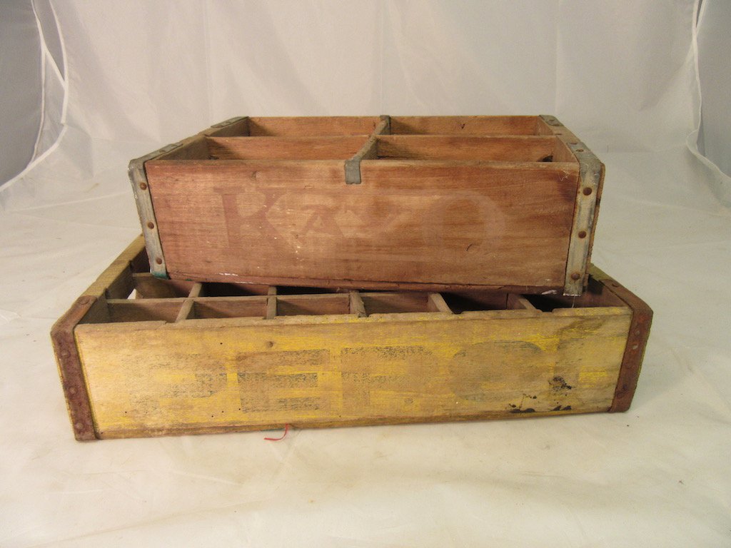 Kayo and Pepsi Crate: Good condition for their age. Some normal wear.