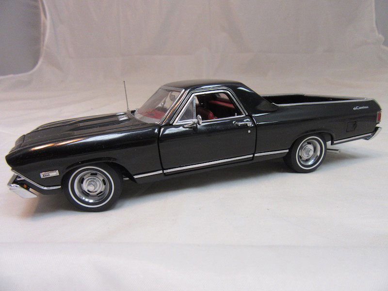 Danbury Mint 1968 Chevrolet El Camino SS-396: Great condition. Includes the box, inserts, certificate of authenticity, and more.