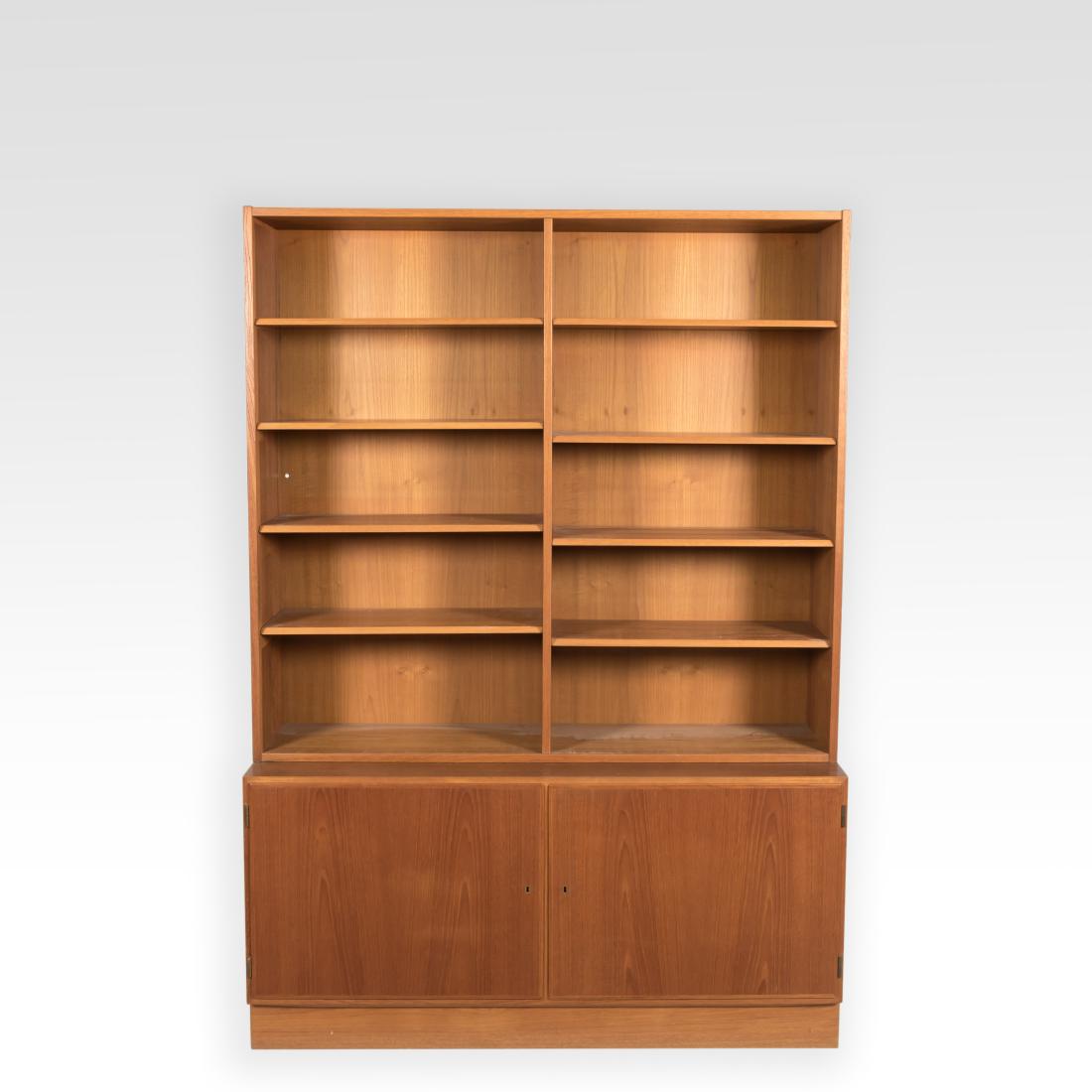 Hundevad Teak Bookcase w/ Cabinet Base - Signed (1 of 4)