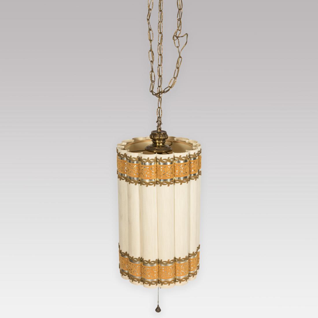 Regency Hanging Swag Lamp with Chain: Description - Regency hanging swag lamp with chain. Dimensions - Fixture - 26" x 12" Chain - 165" long