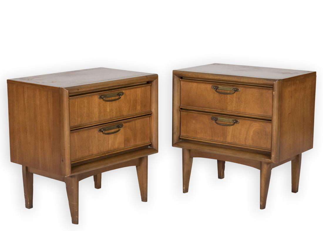 Pair Walnut Nightstands - Widdicomb Style (1 of 5)