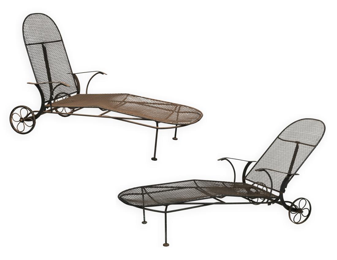 Two Russell Woodard Chaise Lounges: Description - Two Russell Woodard chaise lounges. Dimensions - 36" x 68" x 26"