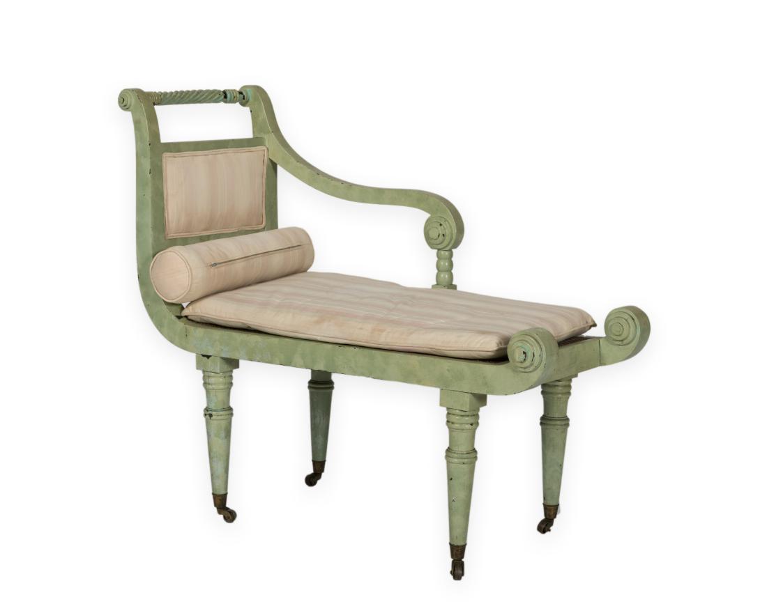 French Mini Recamier (1 of 5)