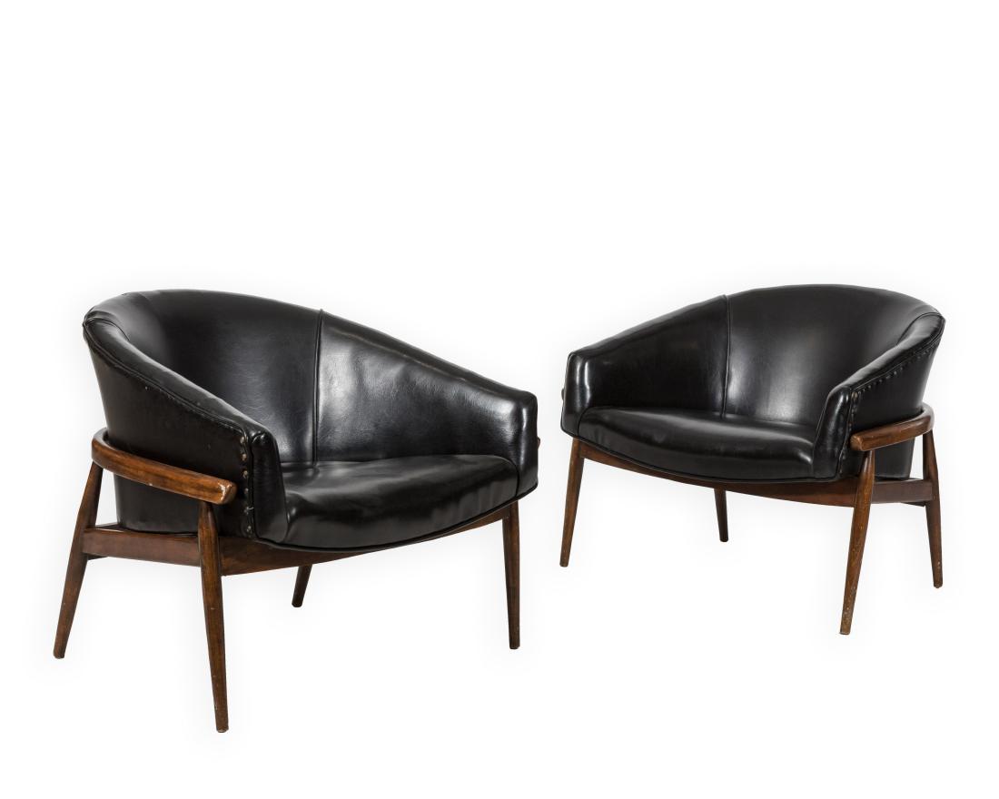 Pair Lawrence Peabody Black Lounges (1 of 5)