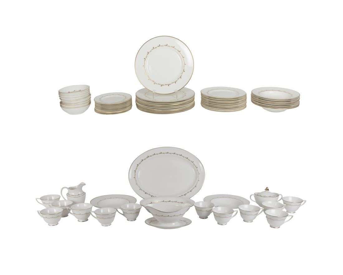75 Piece Royal Doulton Rondo Dinner Set (1 of 4)