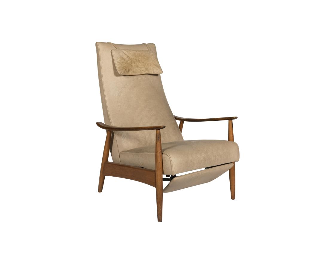Danish Style Teak Recliner: Description - A Danish style teak recliner. Dimensions - 42" x 29" x 34"