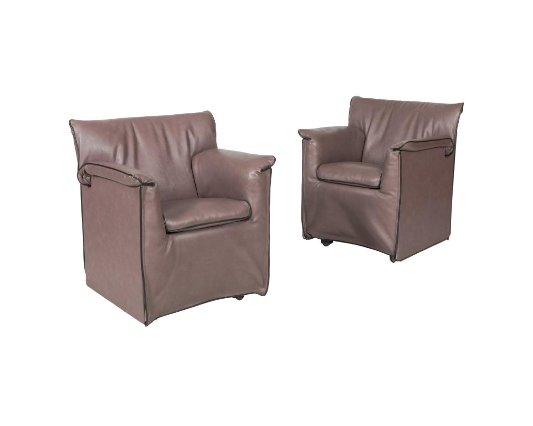 Afra and Tobia Scarpa Laurianetta Club Chairs: Description - A pair of Afra and Tobia Scarpa "Laurianetta" for B & B Italia leather club chairs. Dimensions - 32" x 28" x 28"