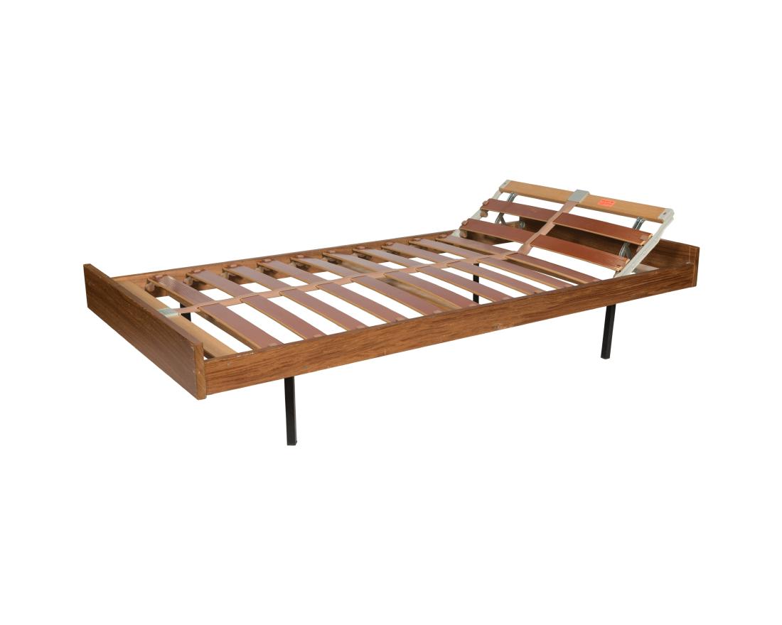 Lattoflex Adjustable Teak Daybed (1 of 2)