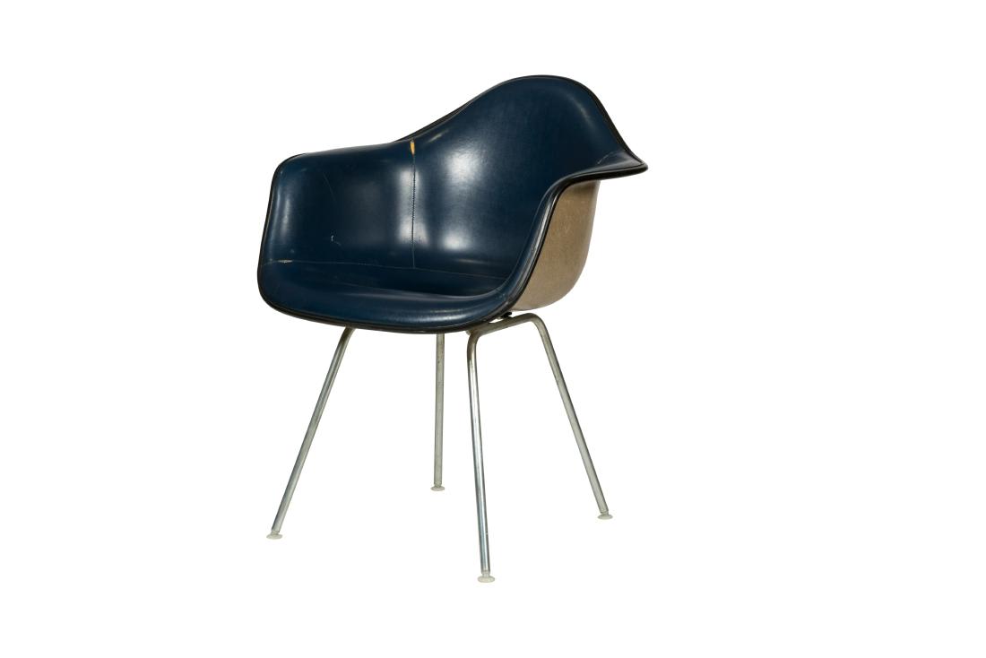 Eames Shell Chair (1 of 7)