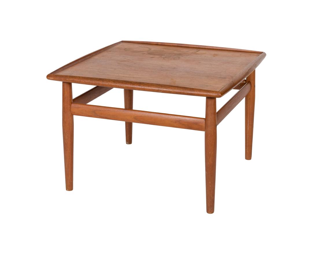 Grete Jalk Mobelfabrik Side Table (1 of 3)