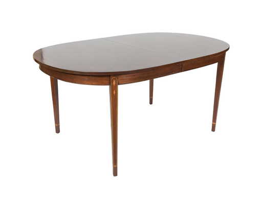 Virginia Galleries Henkel Harris Dining Table