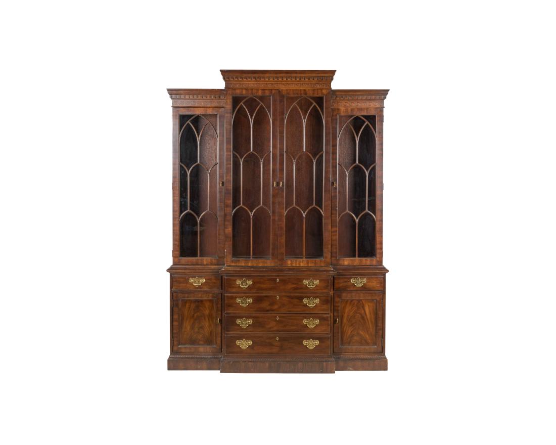 Henredon Rittenhouse Square Mahogany Breakfront (1 of 4)