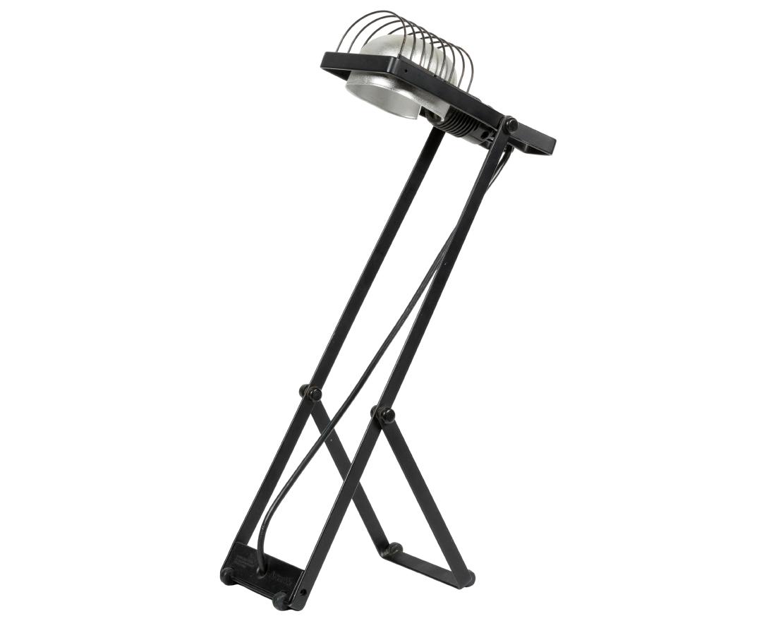 Ernesto Gismondi for Artemide - Desk Lamp (1 of 4)