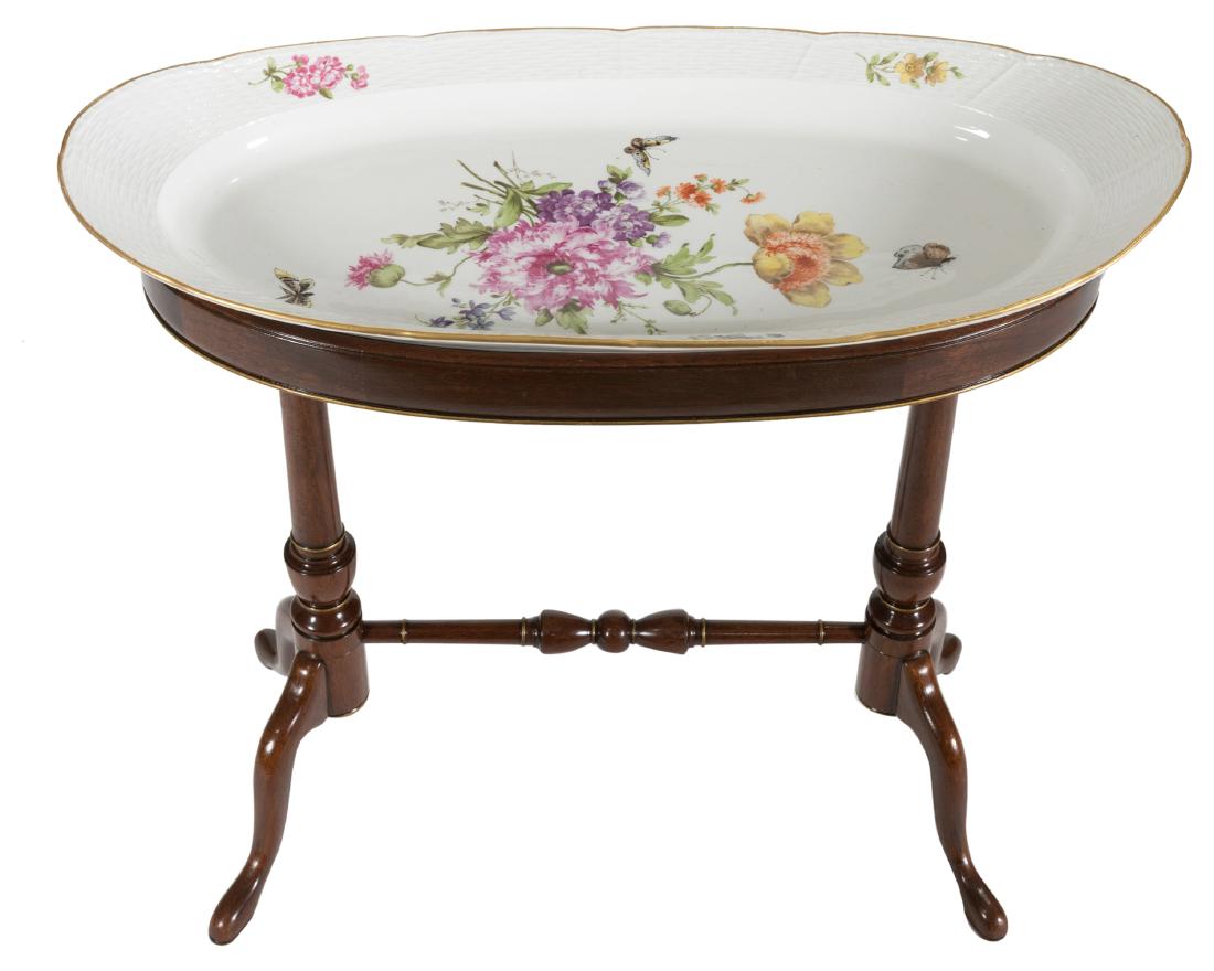 KPM Serving Tray on Stand (1 of 4)