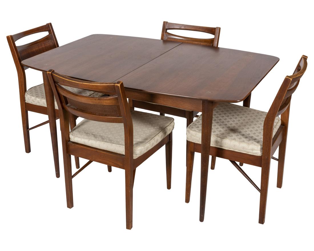 American of Martinsville Dining Table and Chairs (1 of 4)