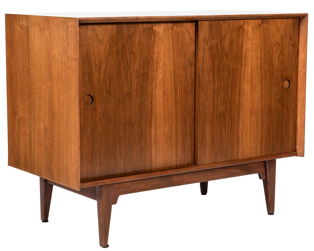 Arne Vodder (Attr.) - Walnut Compact Credenza: Description - Arne Vodder attributed walnut compact credenza. Dimensions - 32" x 42" x 21"